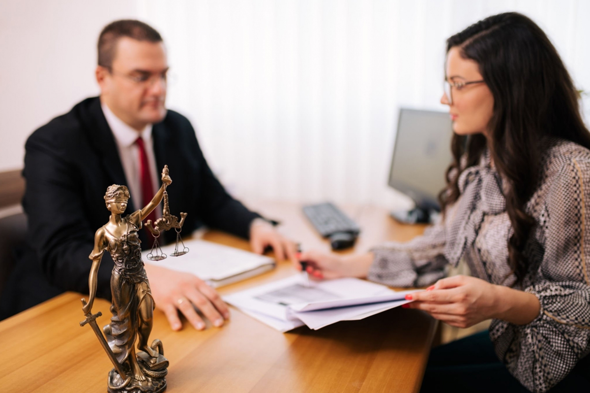 Hukuk Musavirligi Neden Ejder Hukuk Bürosu